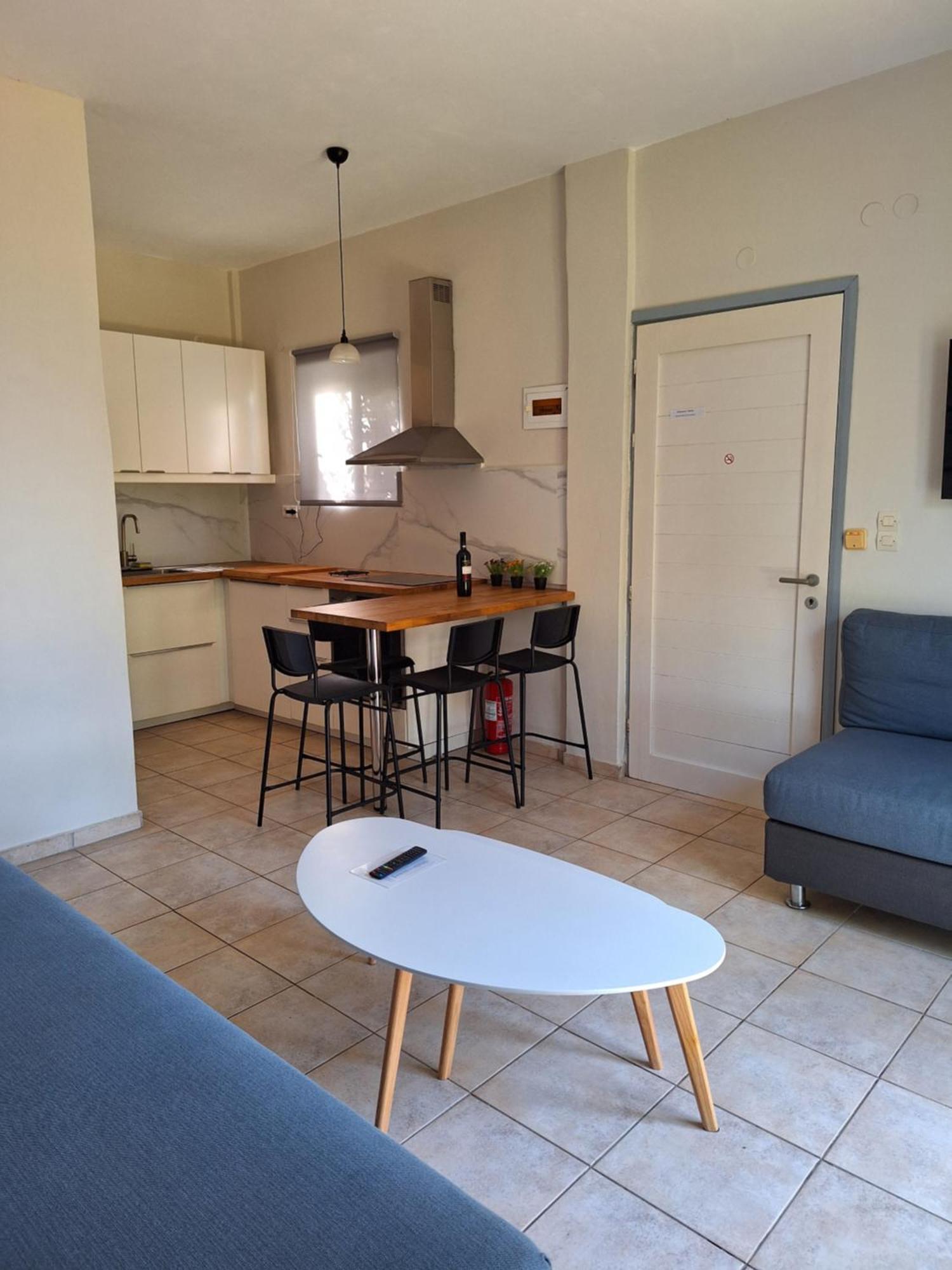 Artemis Apartments Kalivai Exteriör bild